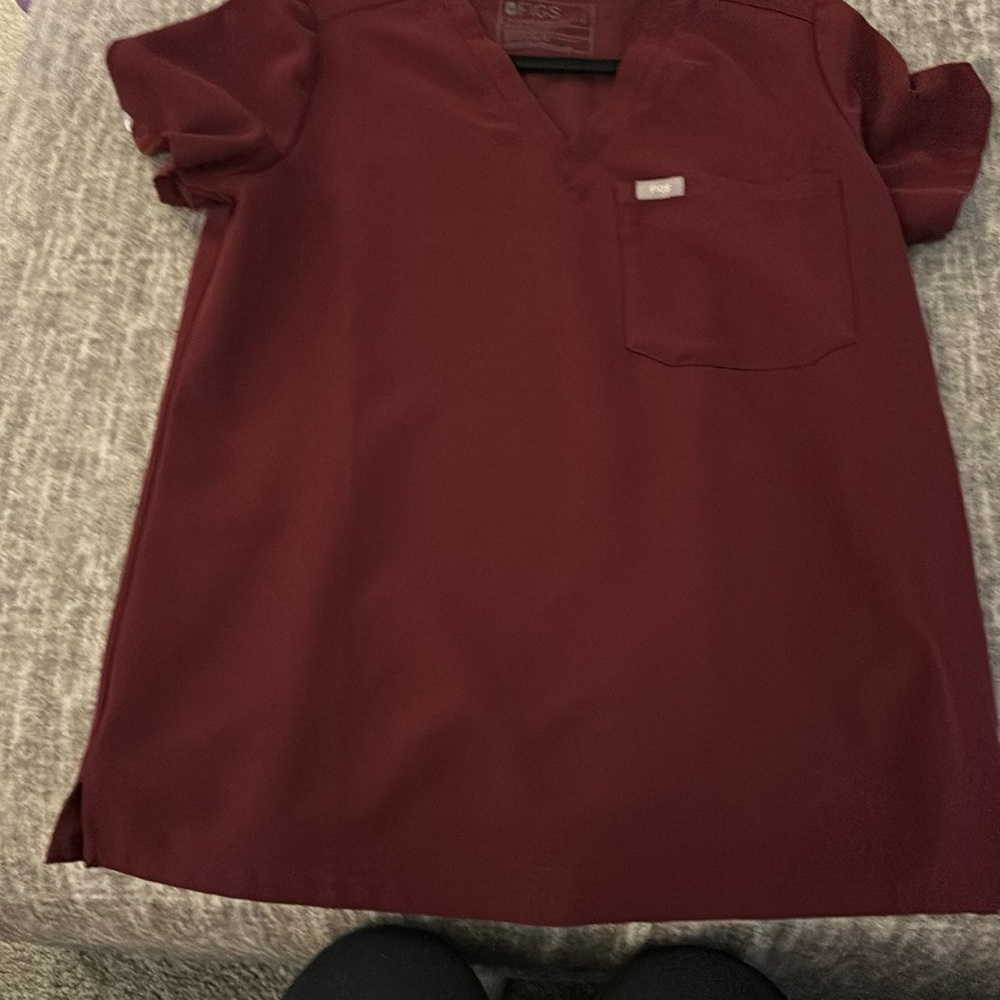 Figs Catarina scrub top. Small